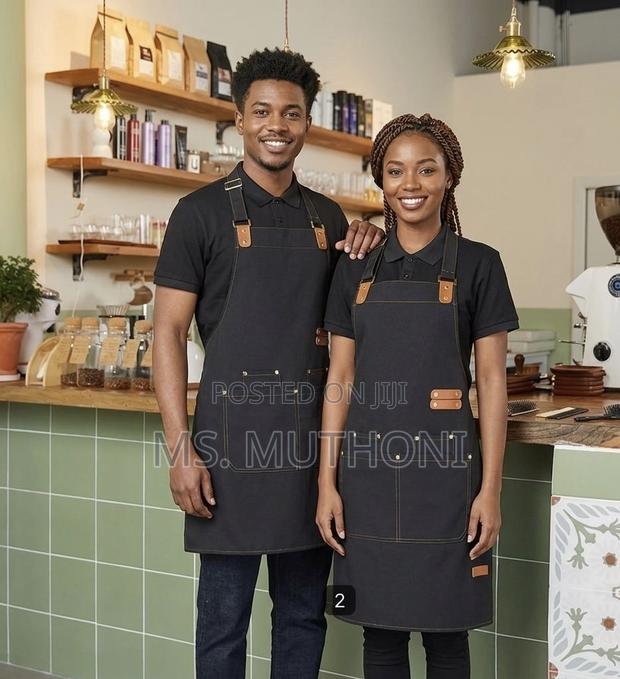 The Urban Bistro Utility Apron - main view