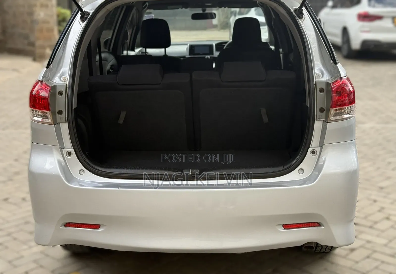 Toyota Wish 2012 Silver