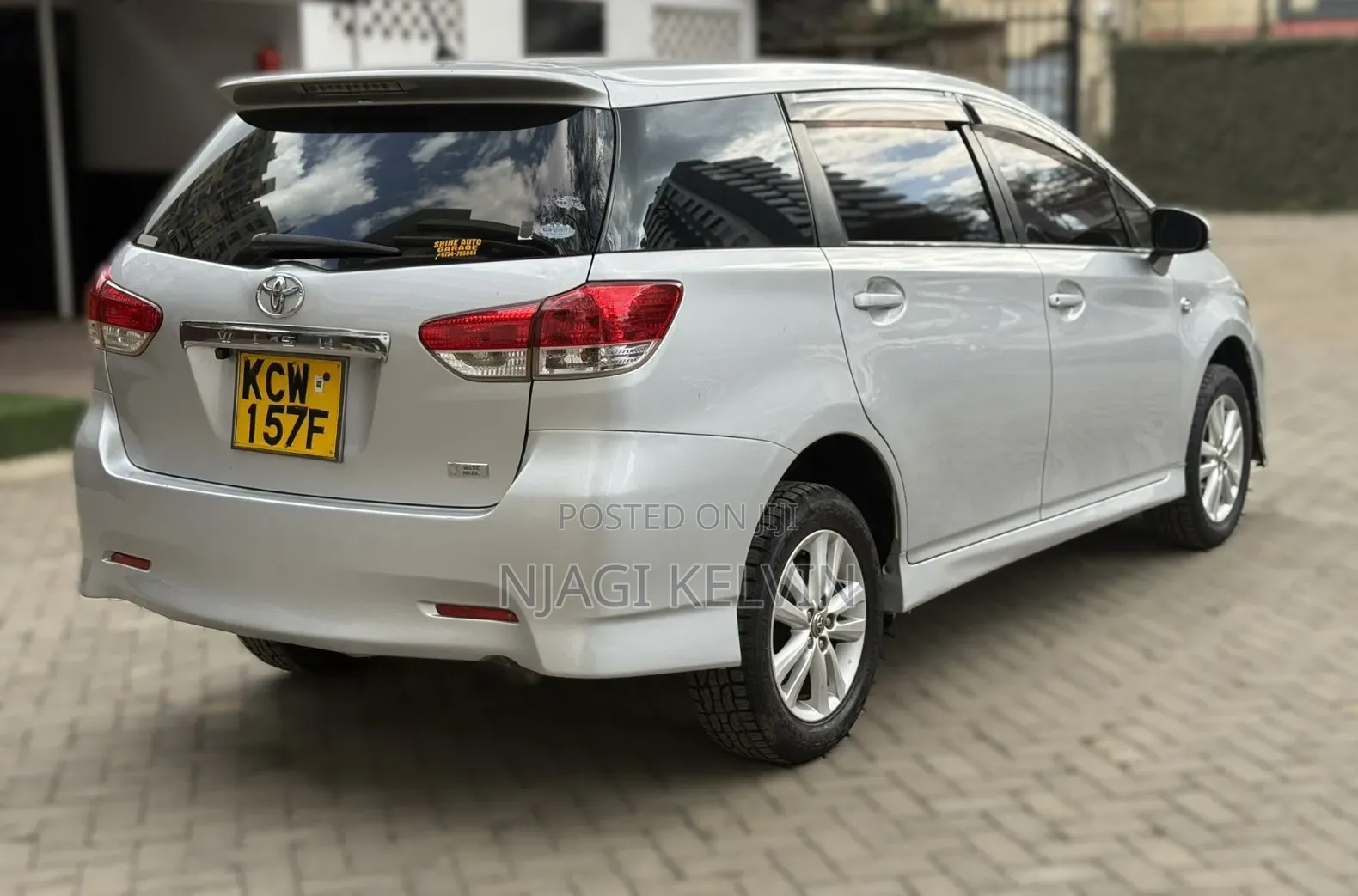 Toyota Wish 2012 Silver