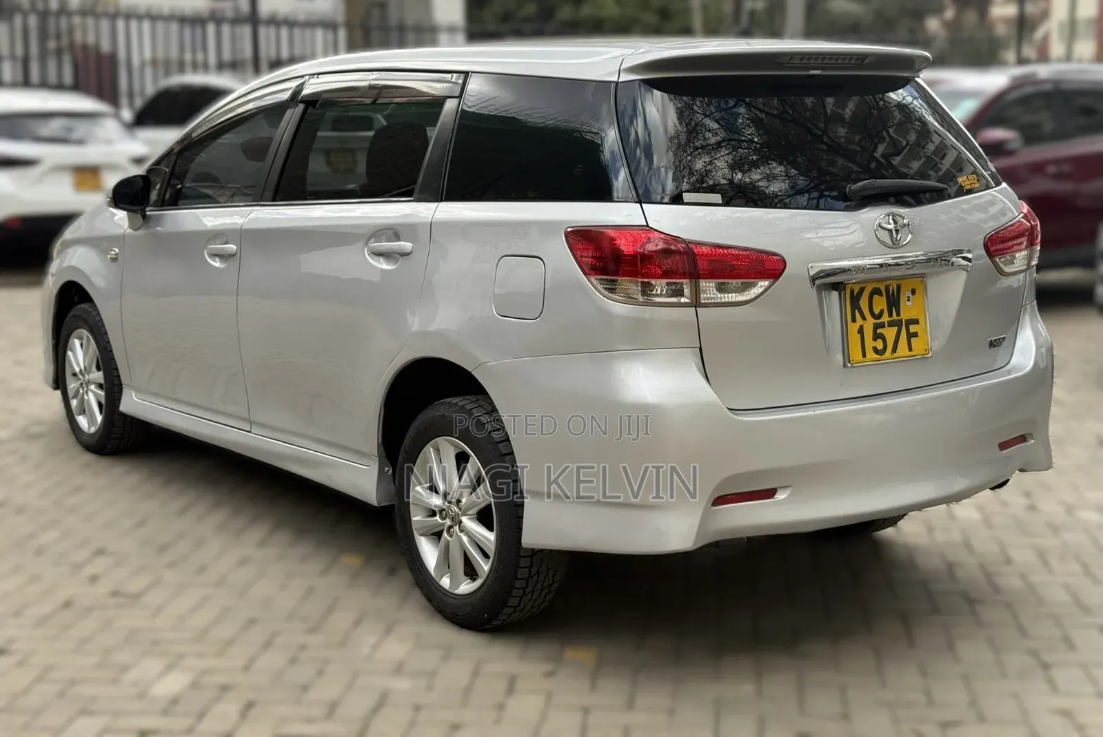 Toyota Wish 2012 Silver