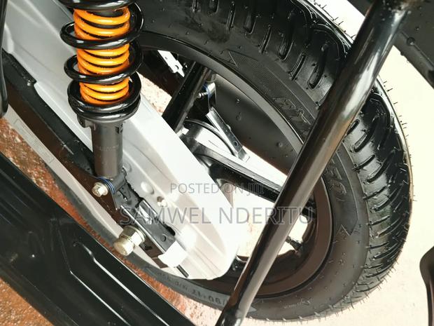 New Bajaj Boxer 150 UG 2026 Blue