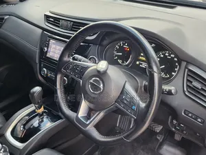 Nissan X-Trail 2.5 Petrol AWD 2018 Black