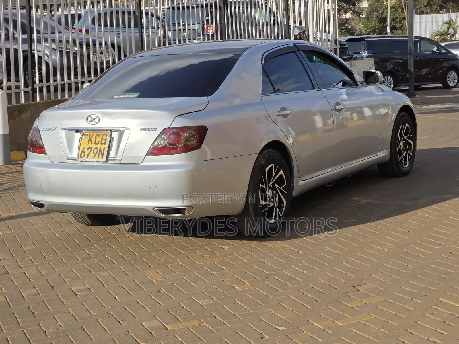 Toyota Mark X 2009 Silver