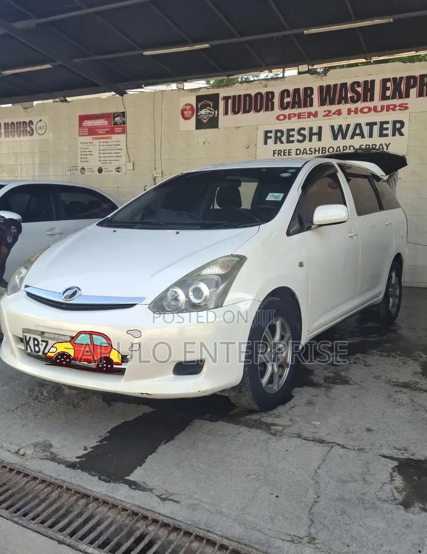 Toyota Wish 2007 White
