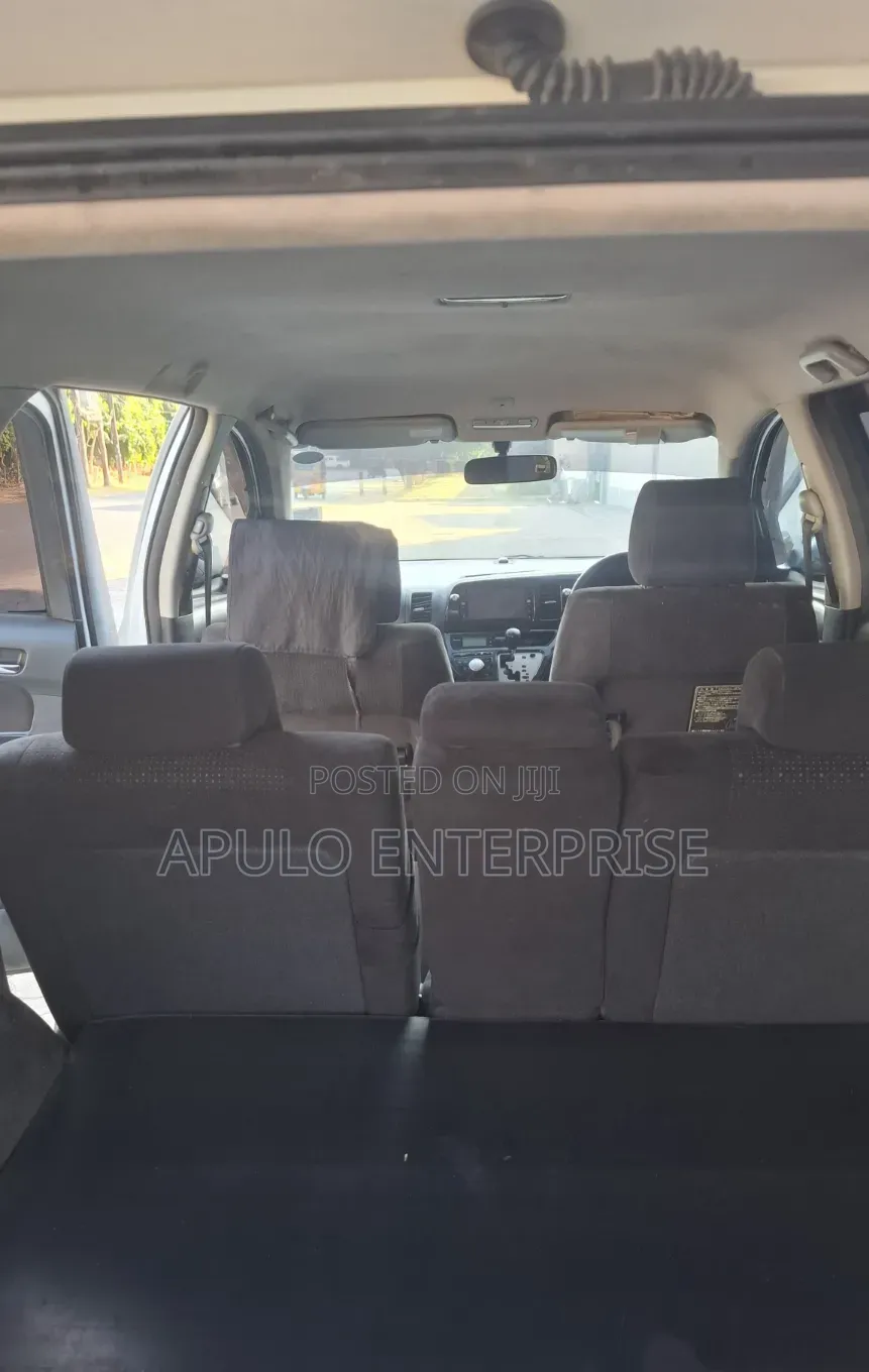 Toyota Wish 2007 White