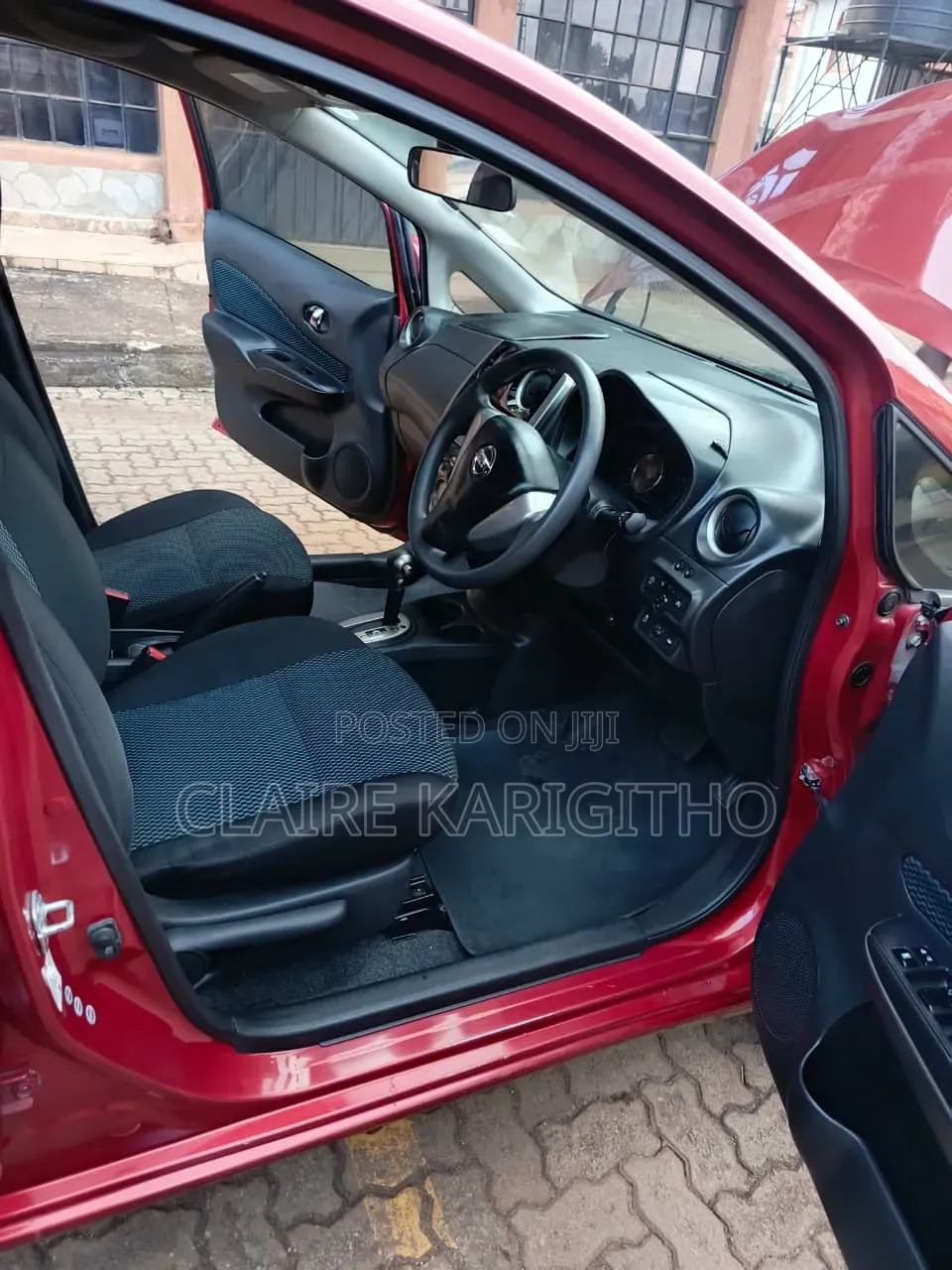 Nissan Note 1.6 Petrol 2015 Red