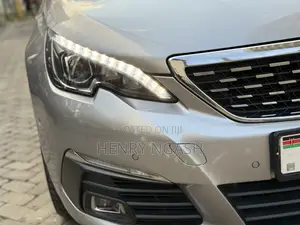 Peugeot 308 2018 Gray