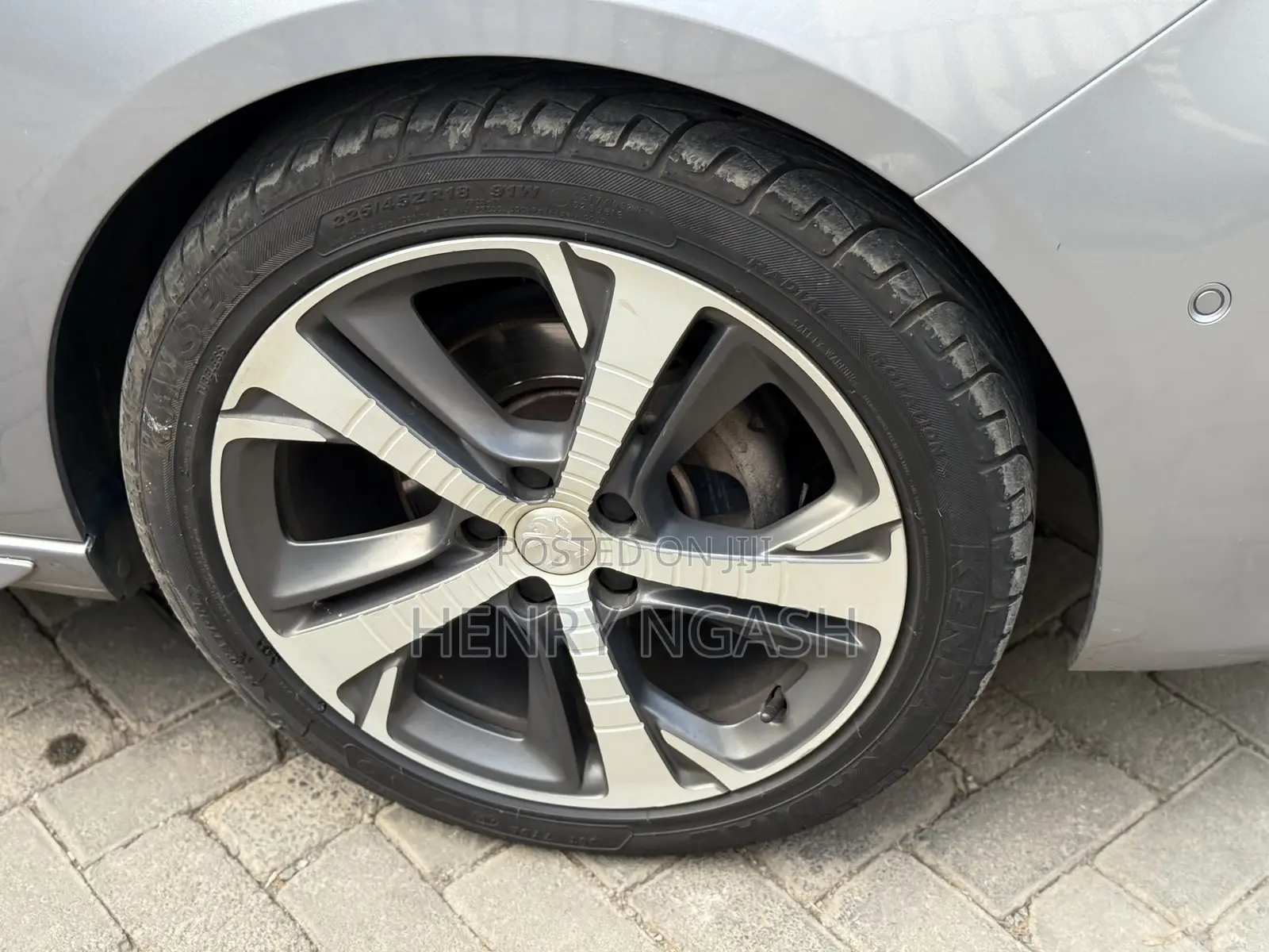 Peugeot 308 2018 Gray