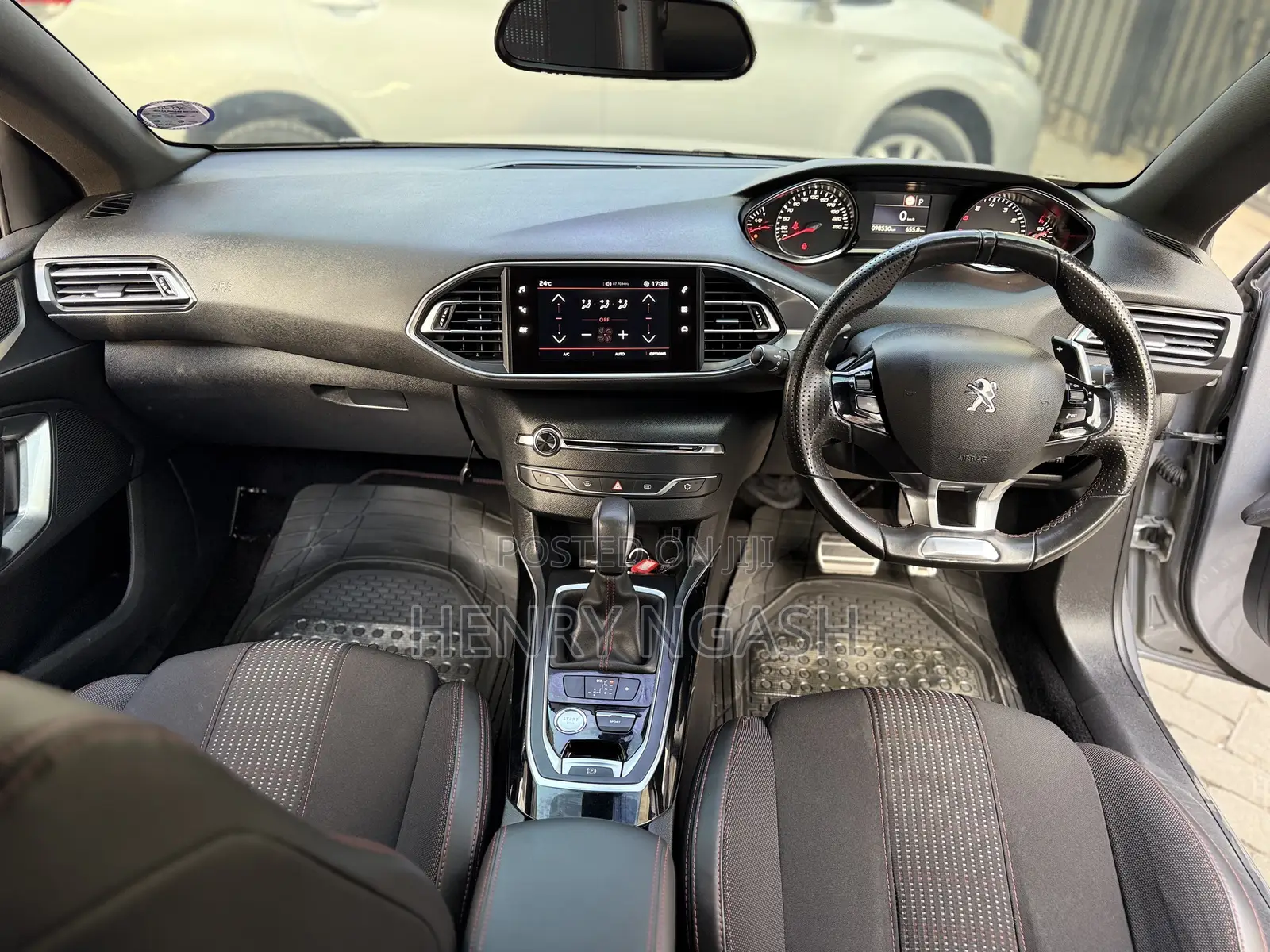 Peugeot 308 2018 Gray