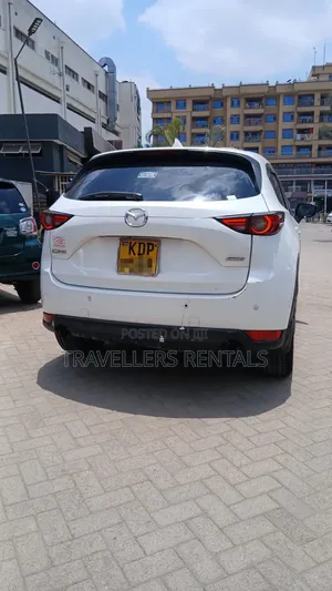 Mazda CX5 - White