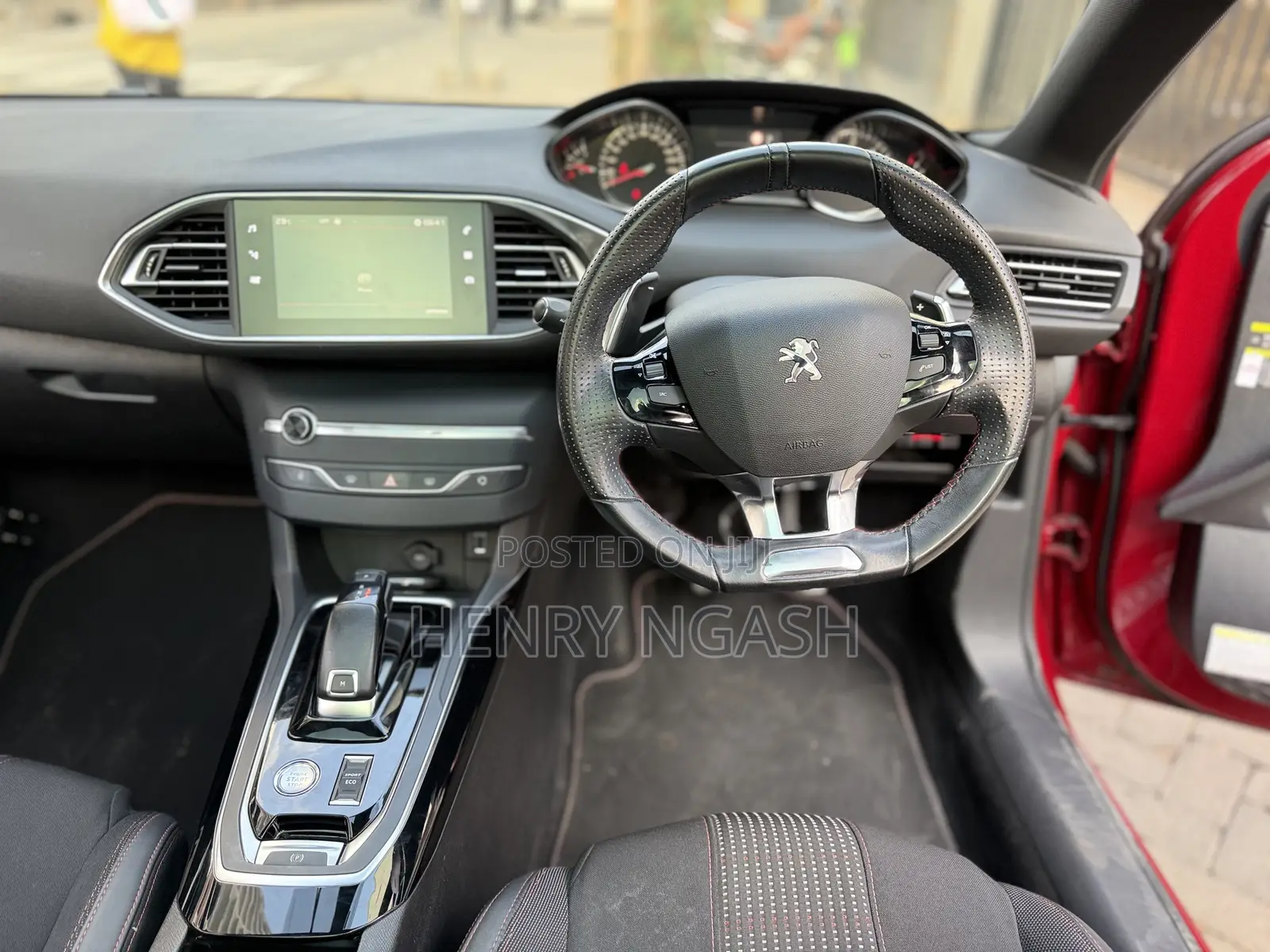 Peugeot 308 2019 Red