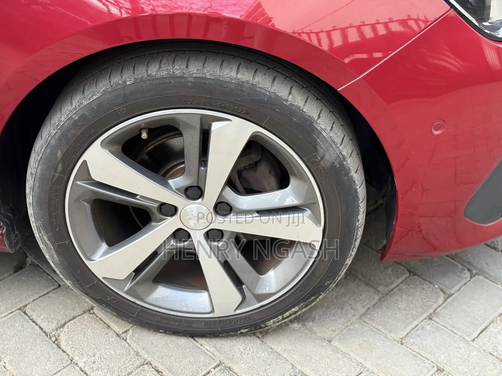 Peugeot 308 2019 Red