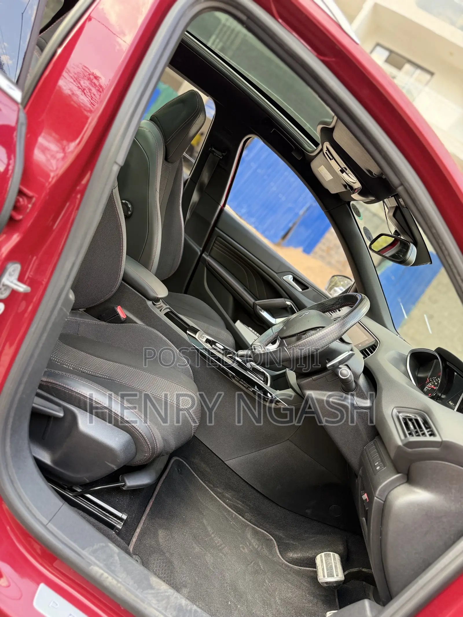 Peugeot 308 2019 Red
