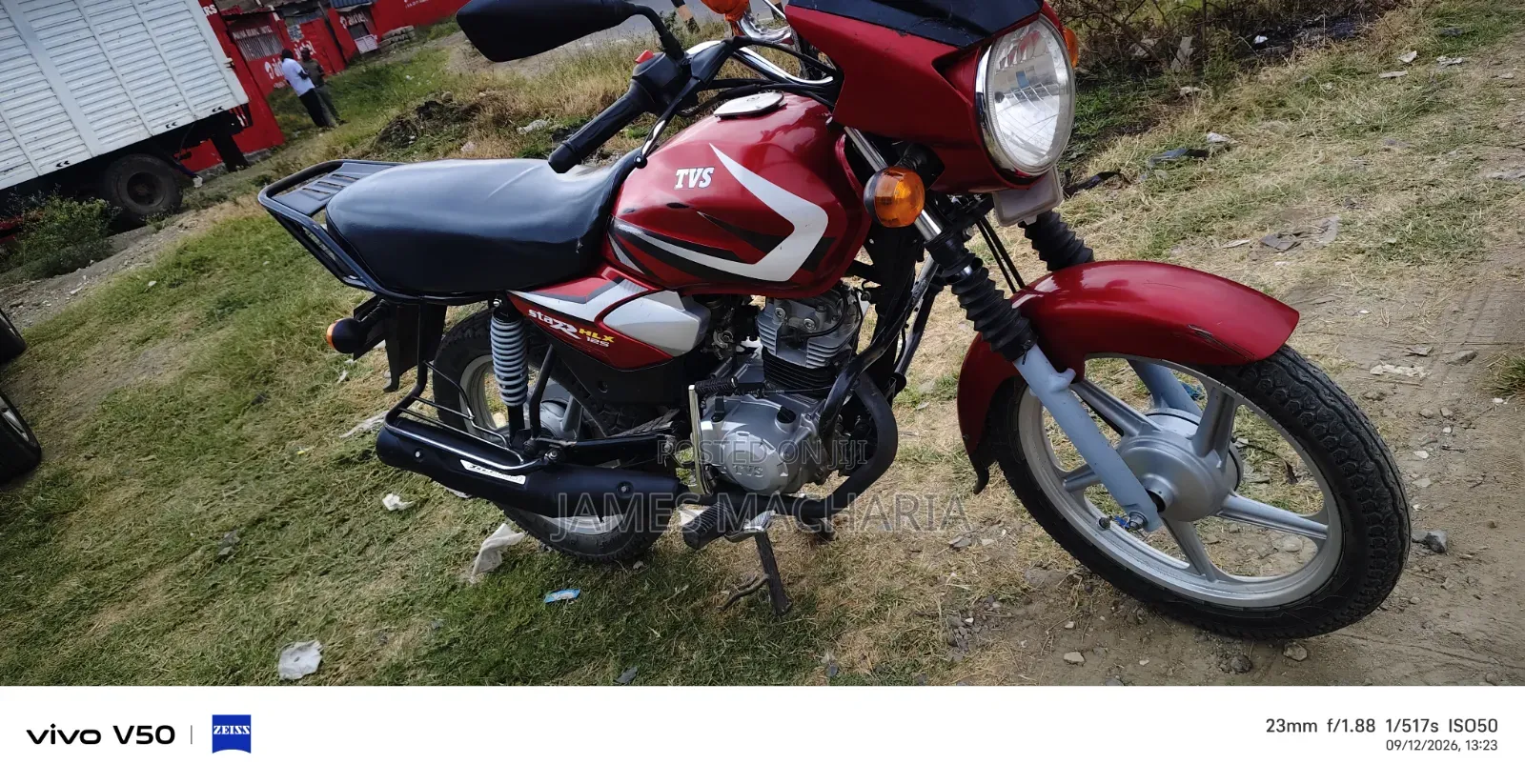 TVS HLX 125 2026 Red