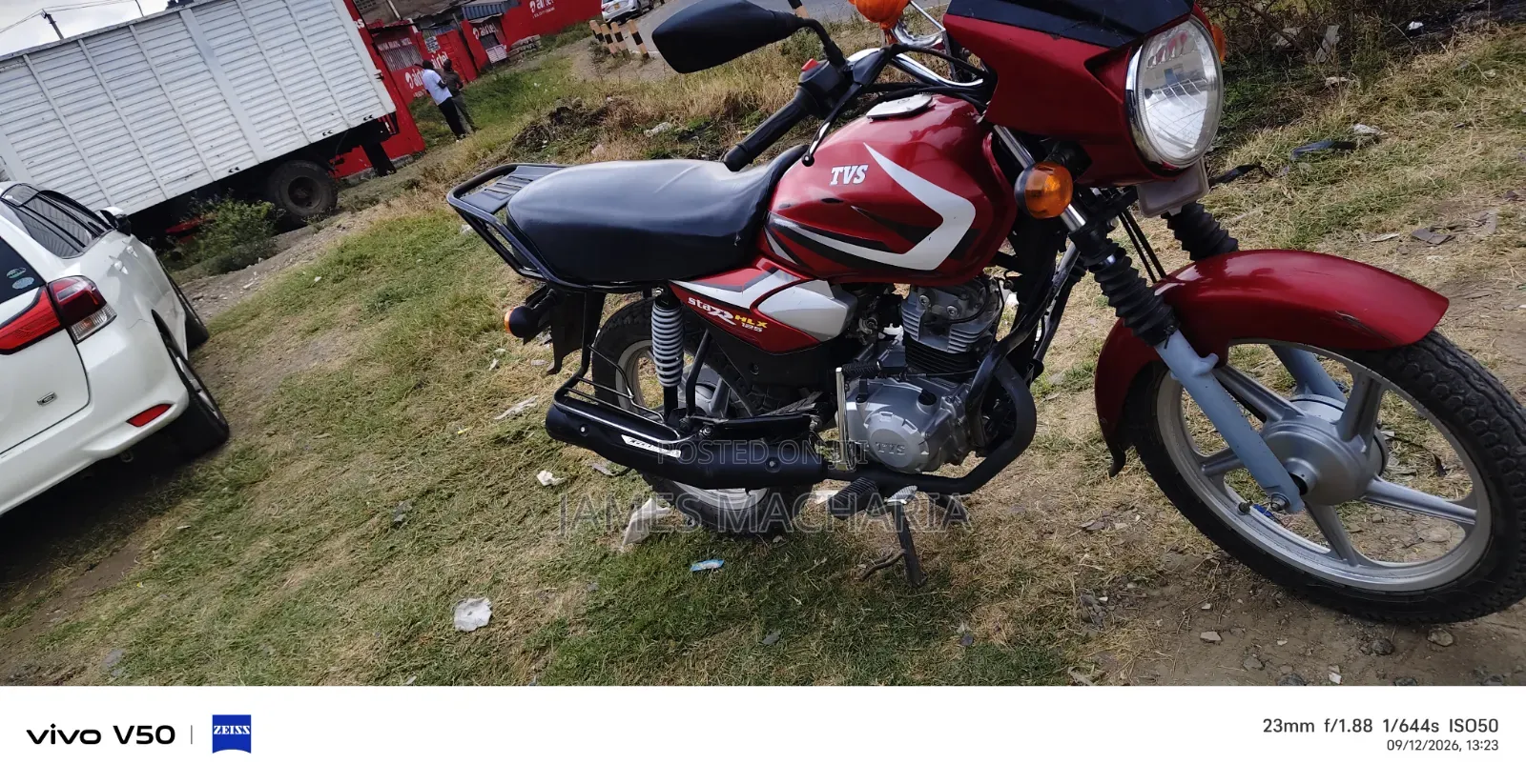 TVS HLX 125 2026 Red