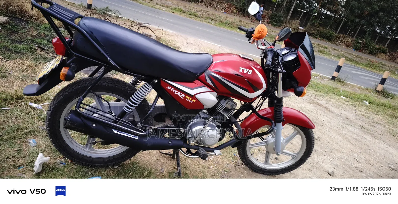 TVS HLX 125 2026 Red