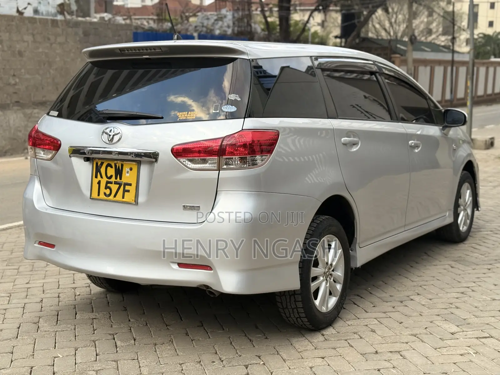 Toyota Wish 2012 Silver