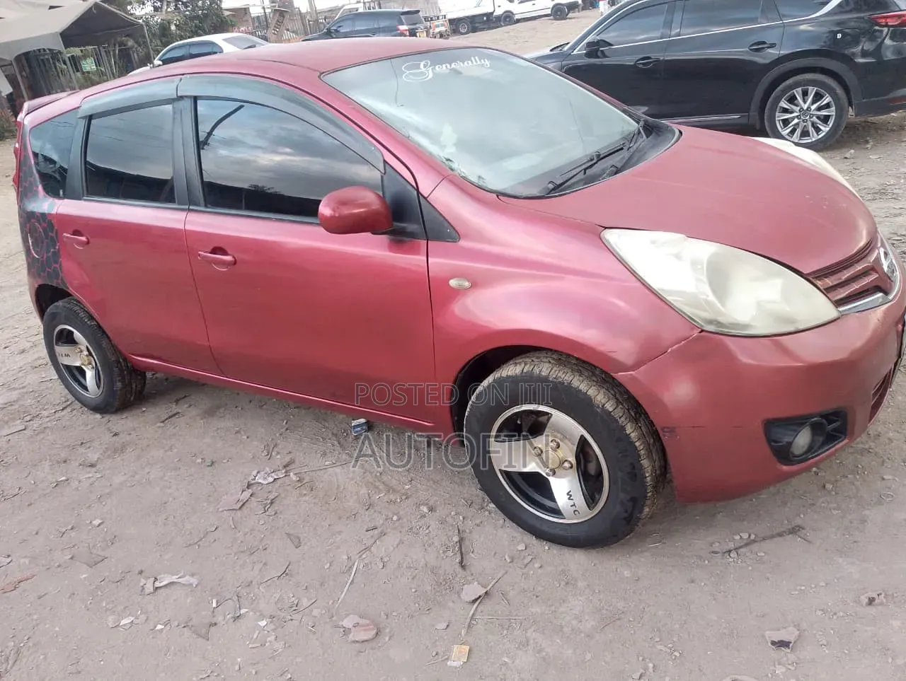 Nissan Note 2008 Red