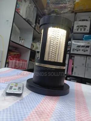 Affordable Luxury: The Dual-Energy Solar Post Light Cc
