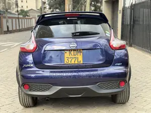 Nissan Juke 2016 Blue