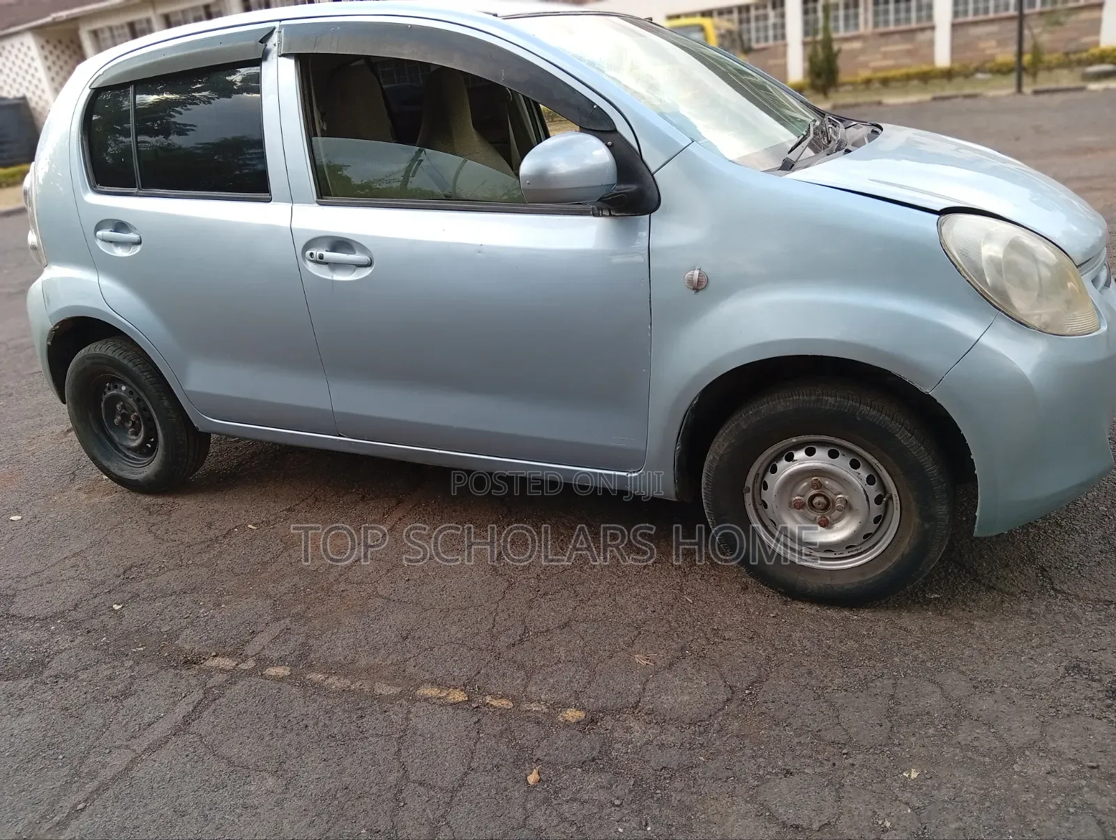 Toyota Passo 2013 Silver