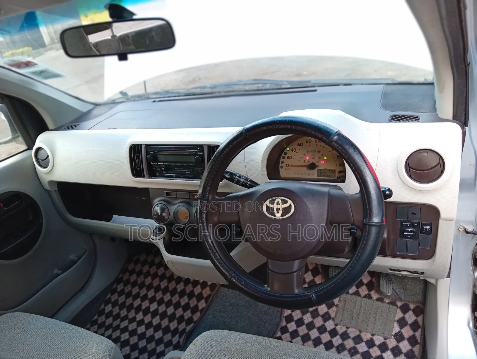 Toyota Passo 2013 Silver