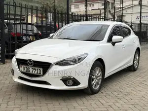 Mazda Axela SV Premium 2014 White