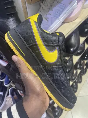 Nike Air Force 1 Low Kobe Bryant "Lakers Away" Sneakers