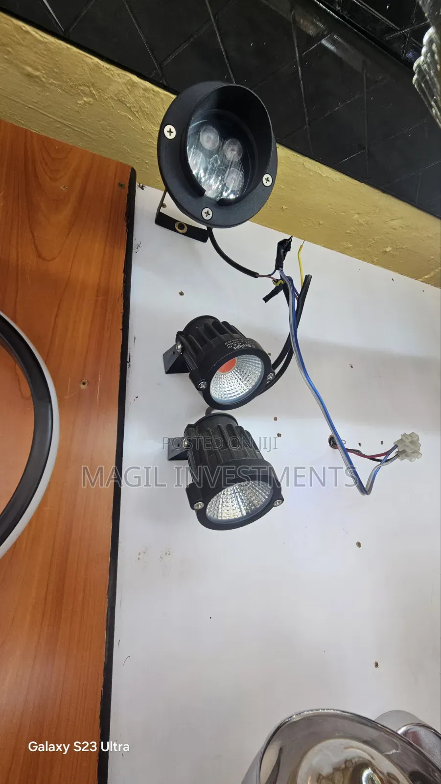 Spike Out Door Lights