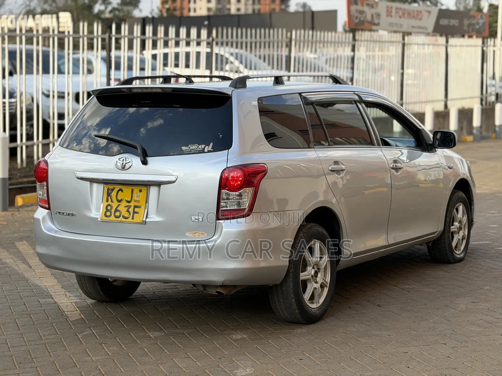 Toyota Corolla Fielder 2011 Silver