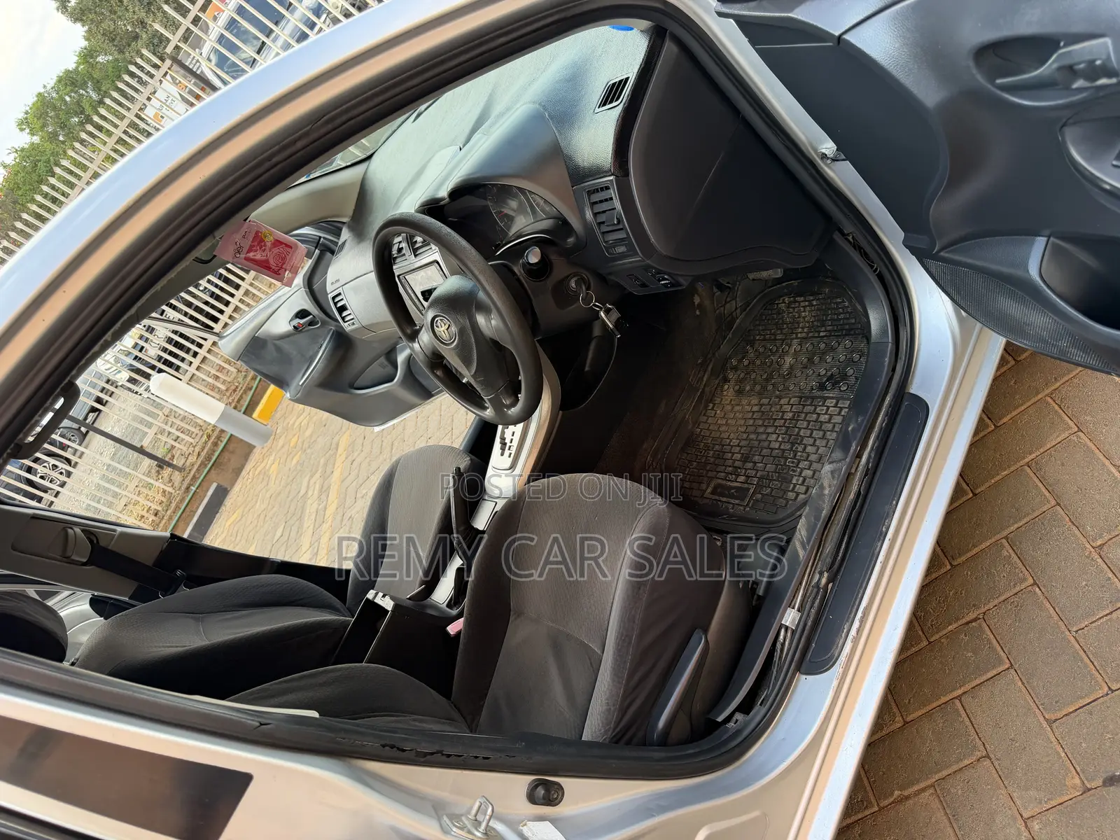 Toyota Corolla Fielder 2011 Silver