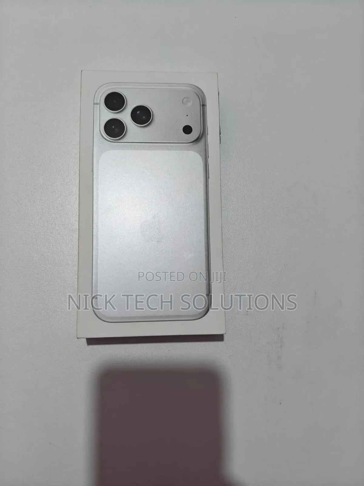 New Apple iPhone 17 Pro Max 256 GB Silver