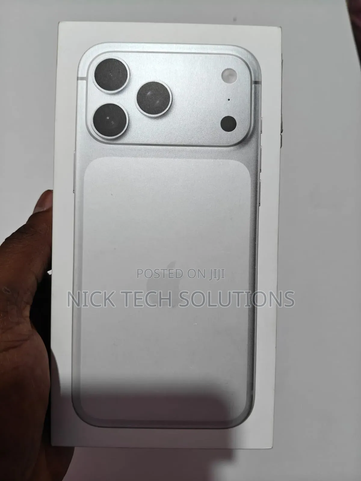 New Apple iPhone 17 Pro Max 256 GB Silver