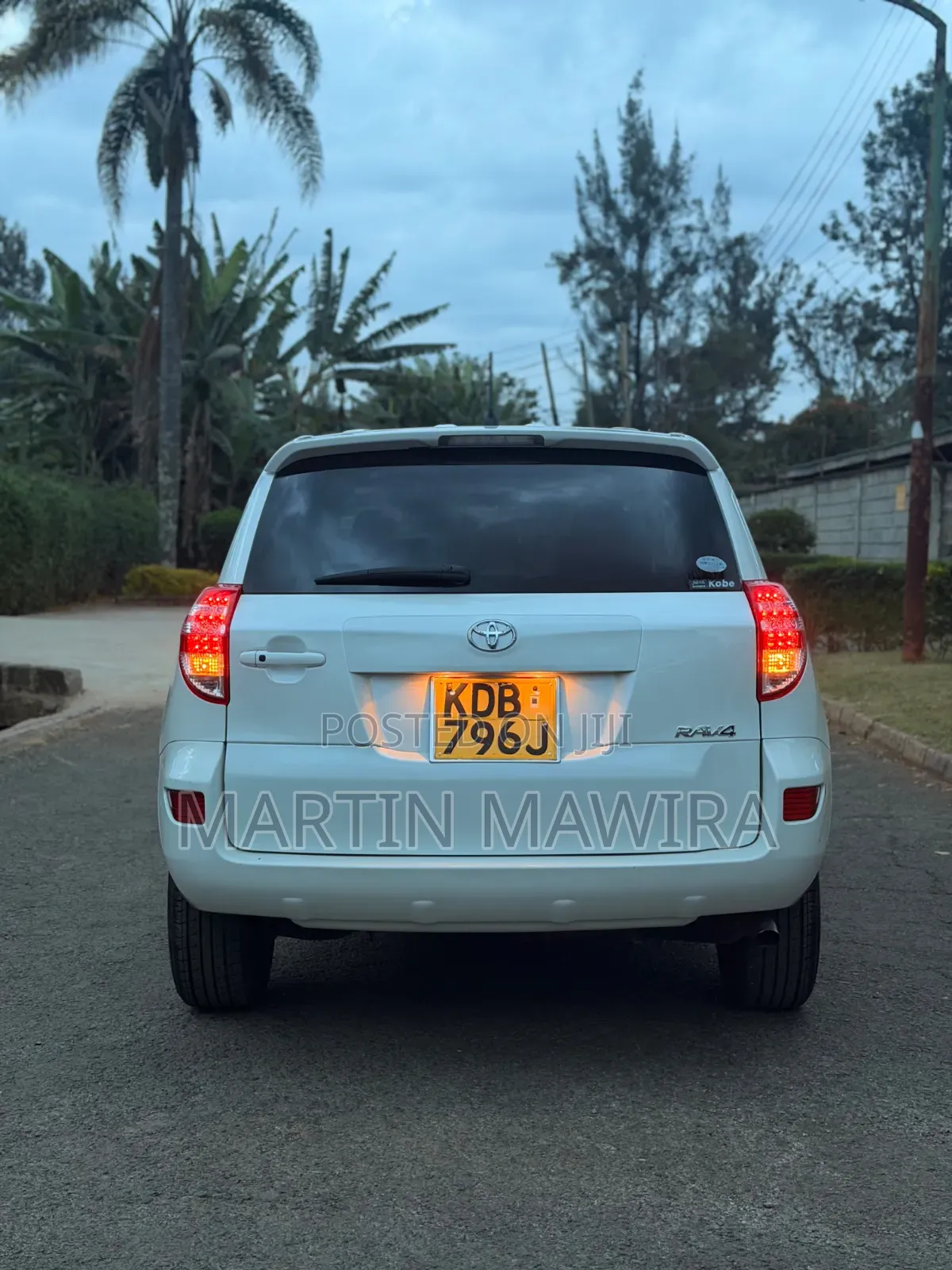 Toyota RAV4 2013 White