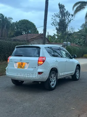Toyota RAV4 2013 White