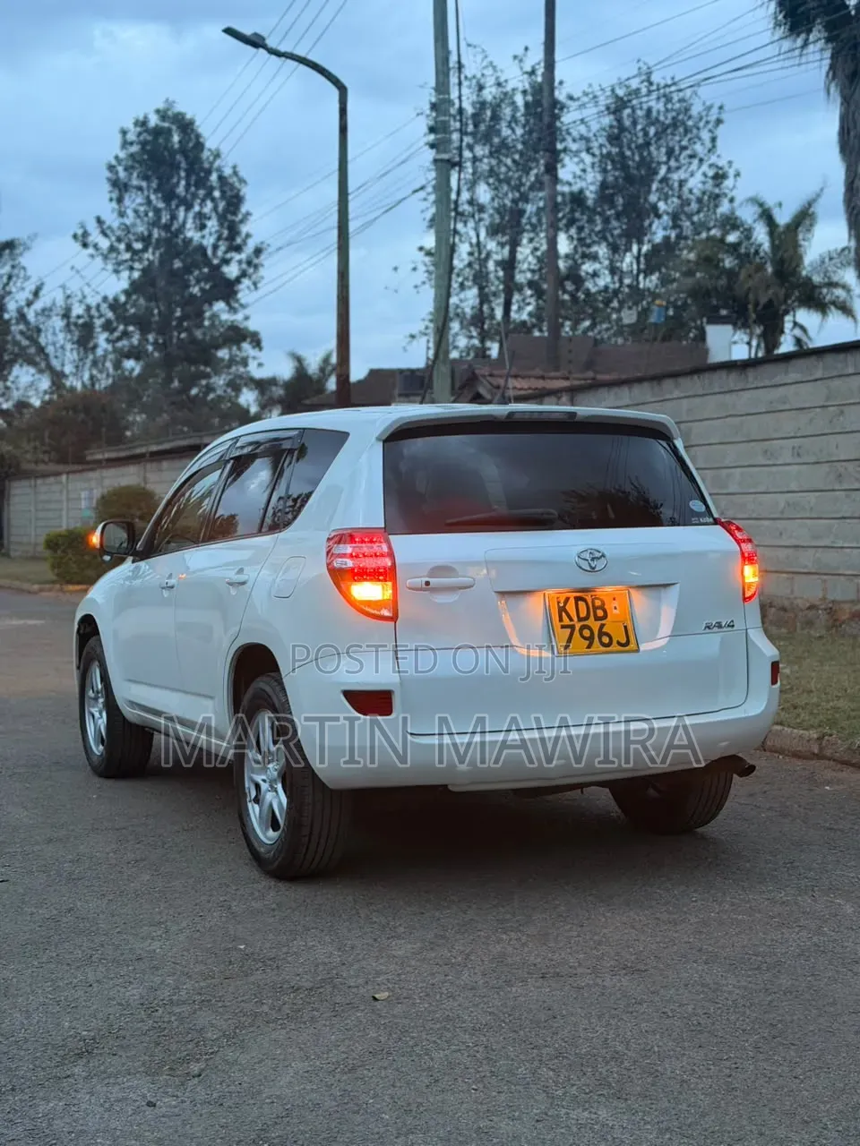 Toyota RAV4 2013 White