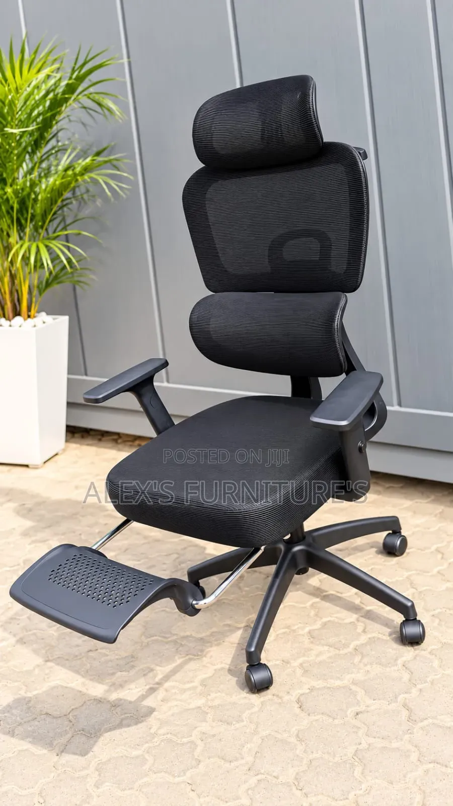 Experience Modern Chairs