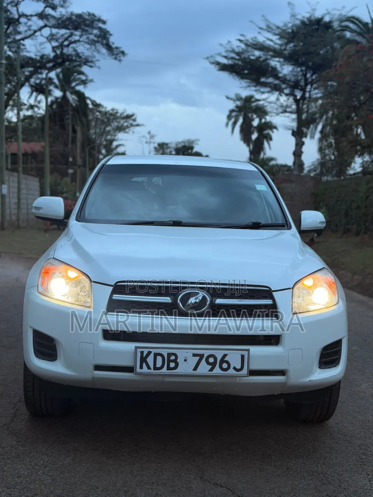 Toyota RAV4 2013 White