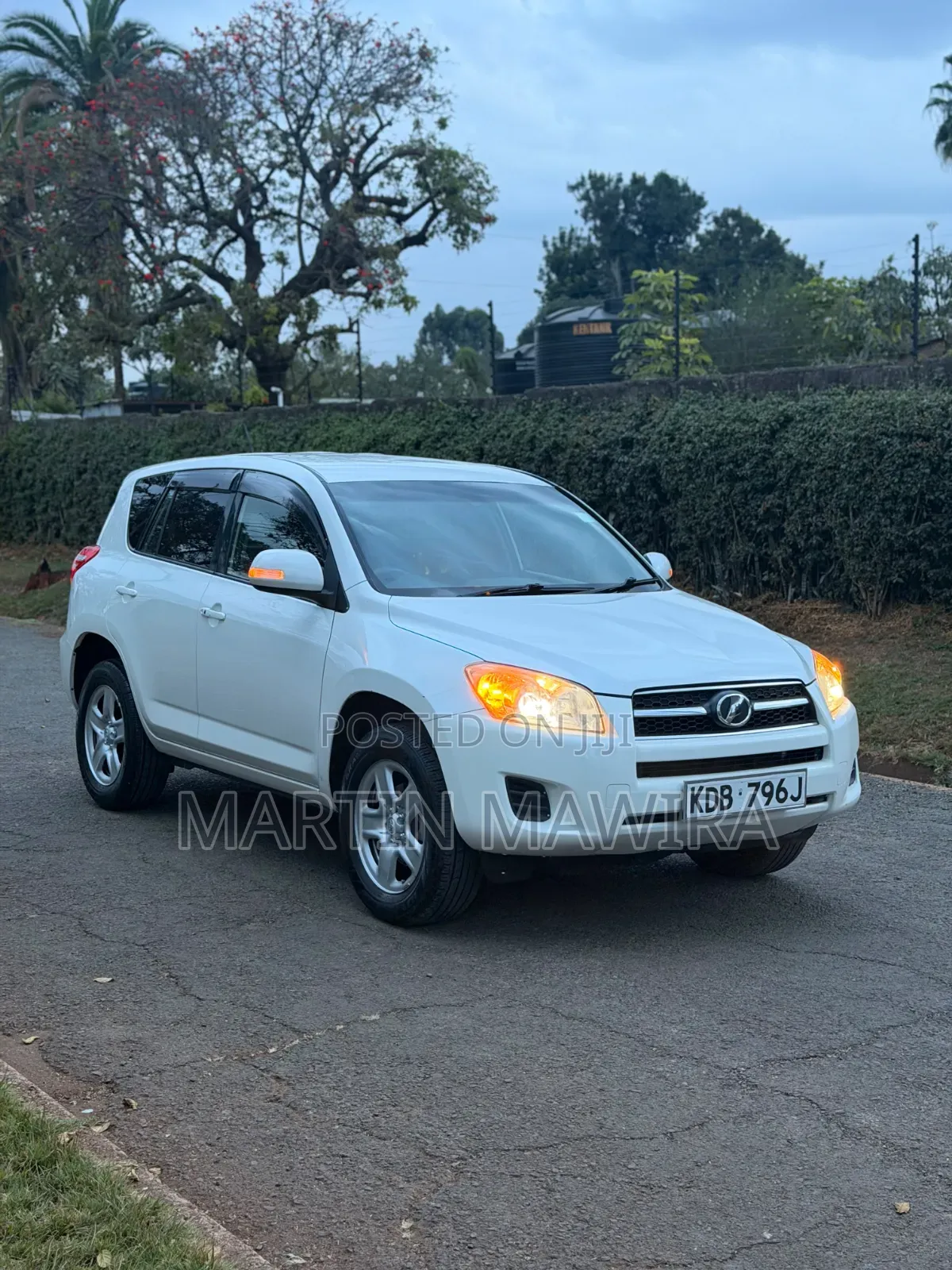 Toyota RAV4 2013 White