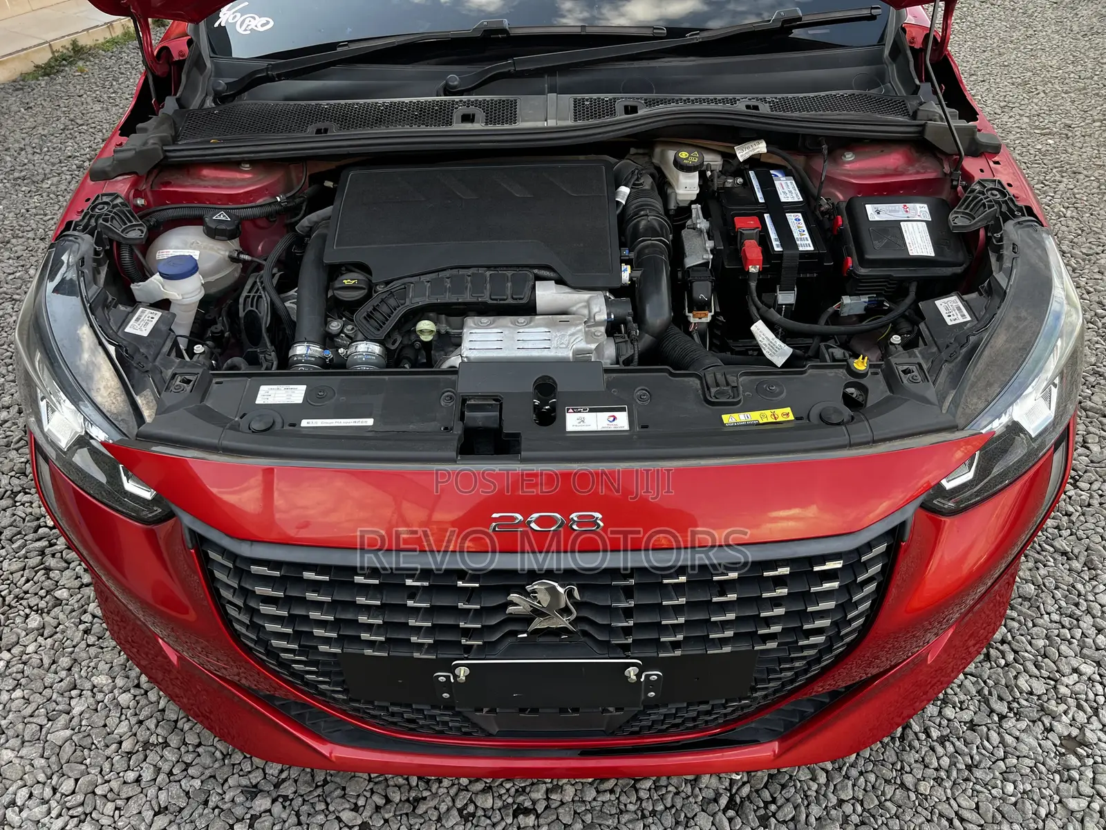 Peugeot 208 2021 Red