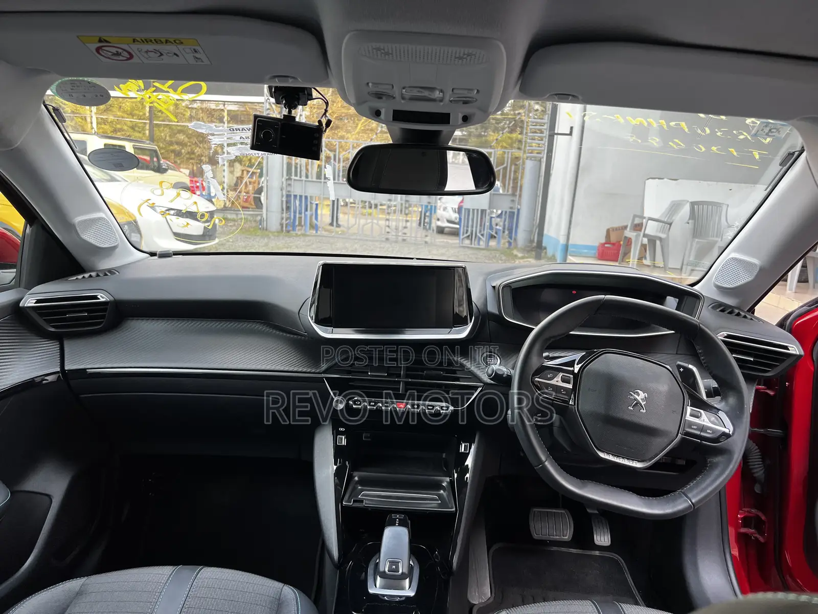 Peugeot 208 2021 Red