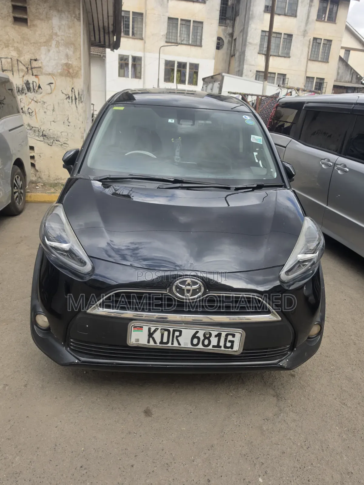 Toyota Sienta 2017 Black