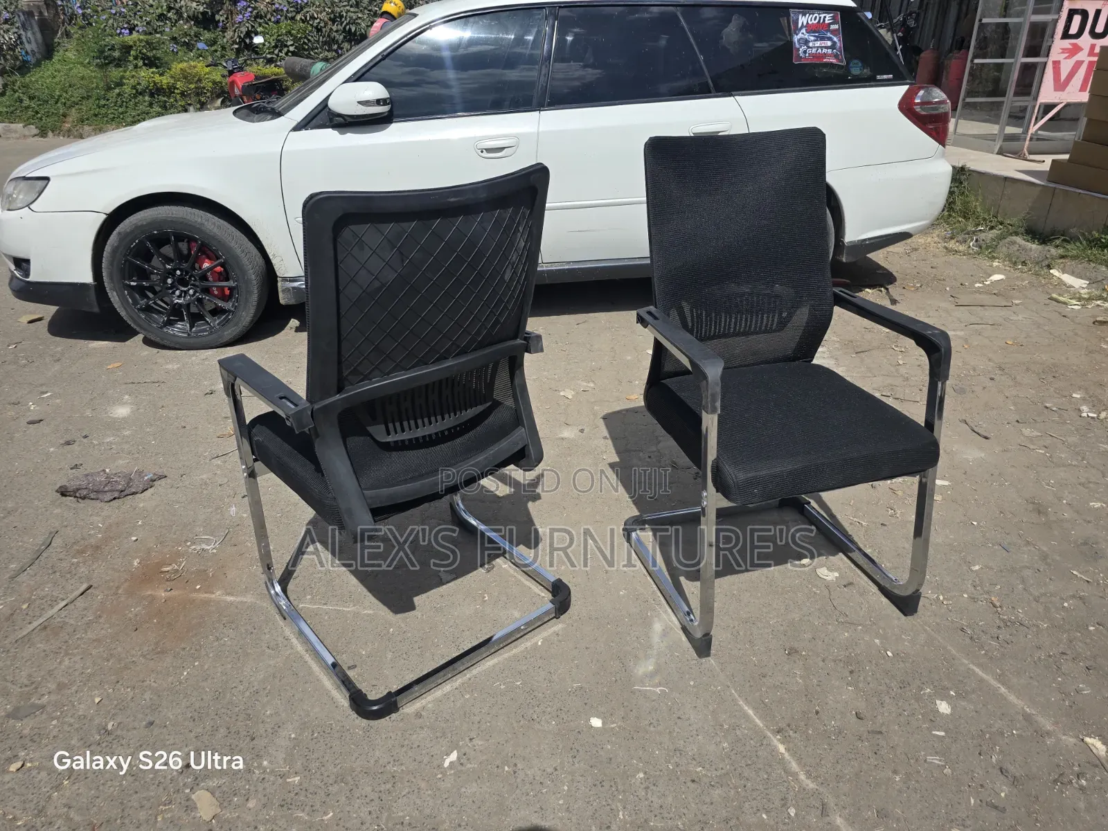 U Legs Metallic Stand Office Chairs 