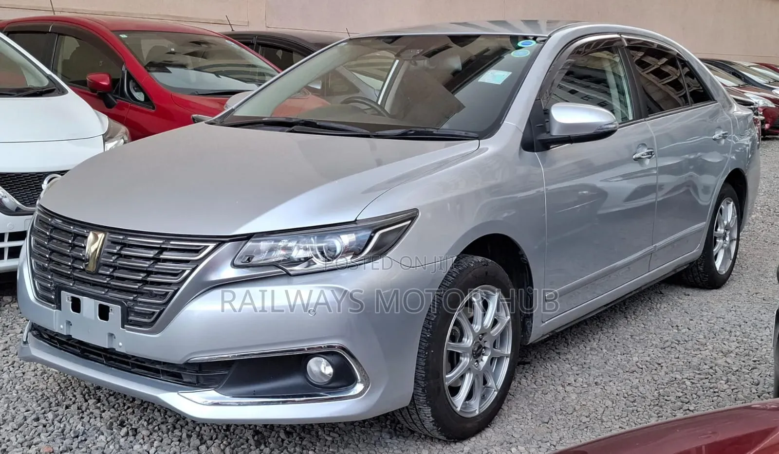 Toyota Premio 1.8 FWD 2019 Silver
