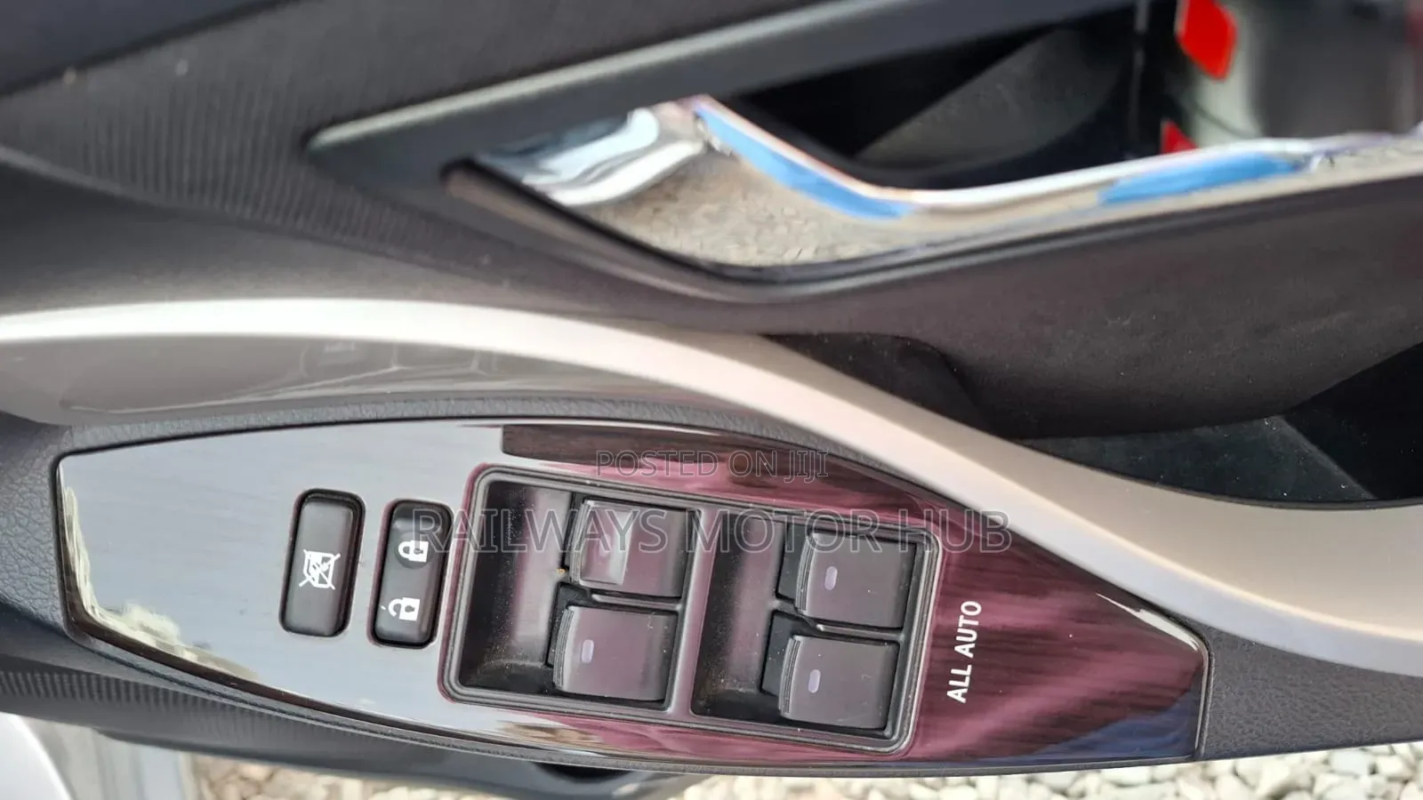 Toyota Premio 1.8 FWD 2019 Silver