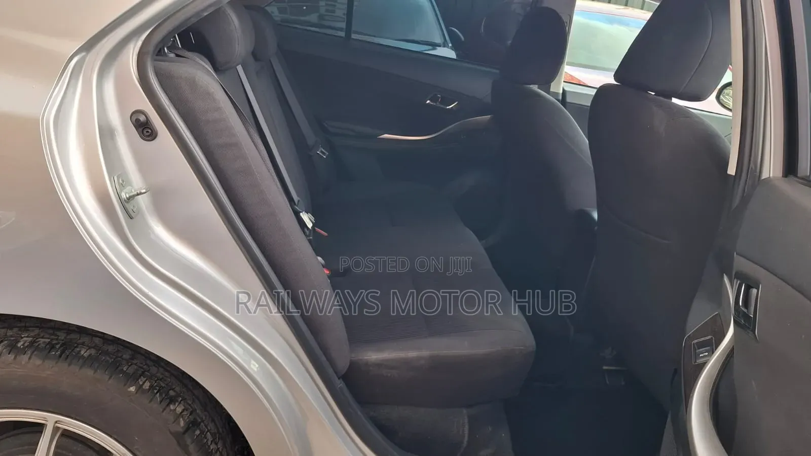 Toyota Premio 1.8 FWD 2019 Silver