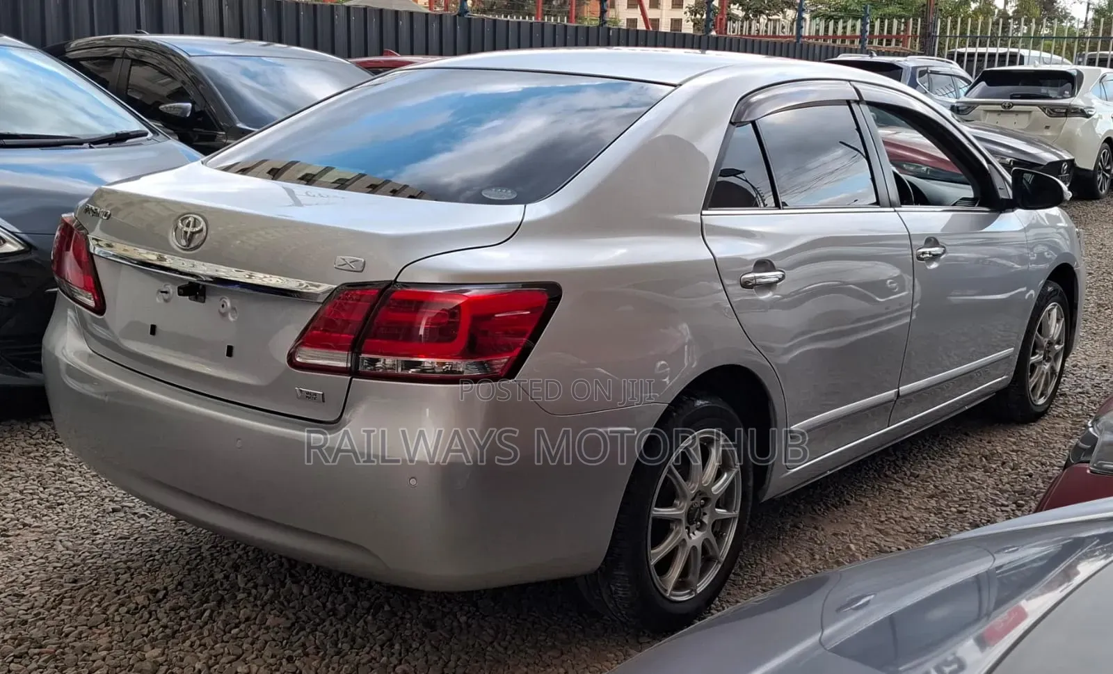 Toyota Premio 1.8 FWD 2019 Silver