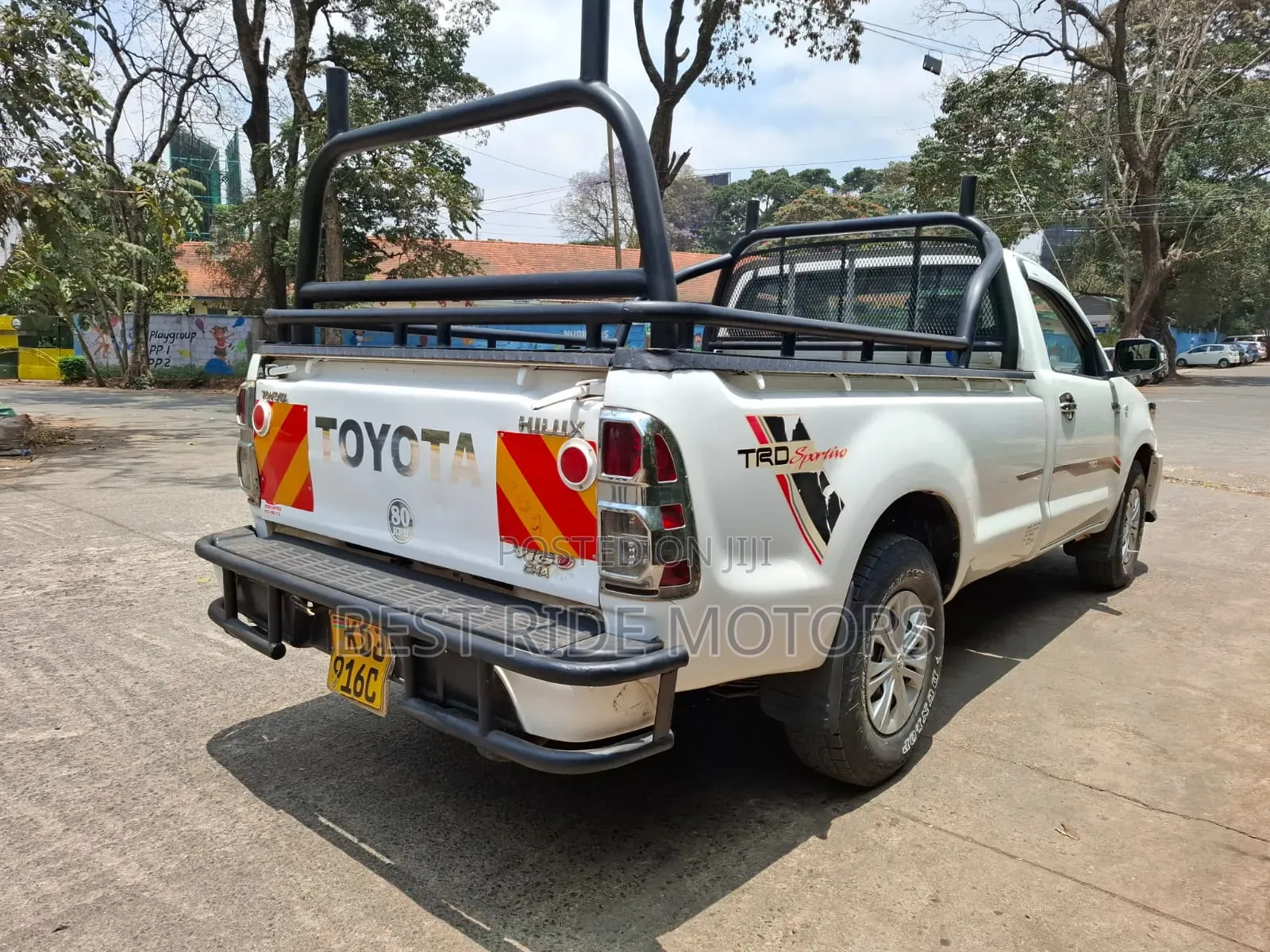 Toyota Hilux 2015 White