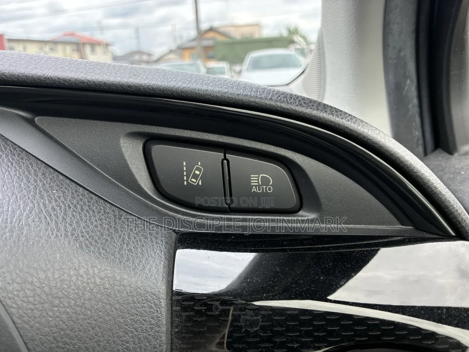 Toyota Vitz 2019 Blue