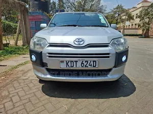 Toyota Succeed 2019 Silver